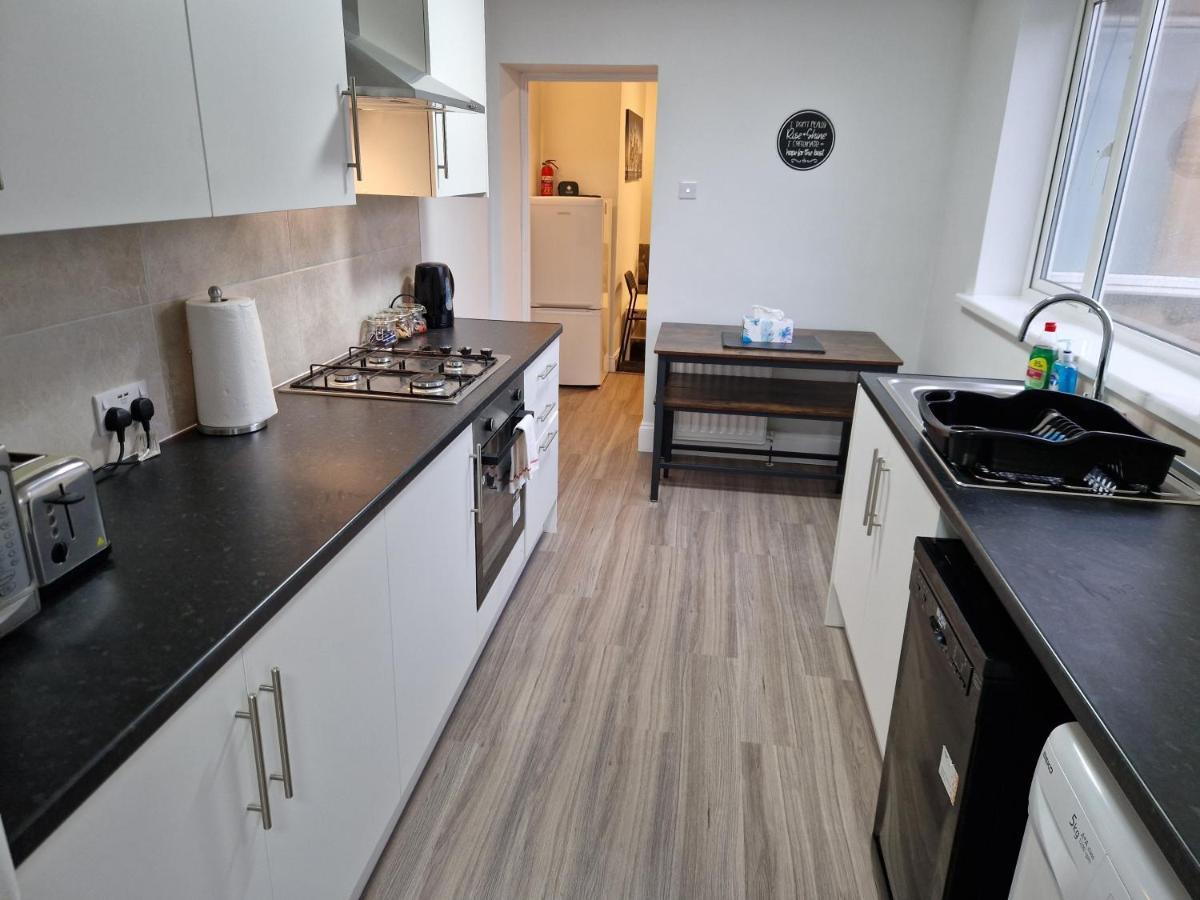 Birtley  Birtley'S Diamond 3 Bed Apt, Sleeps 6 Guests מראה חיצוני תמונה