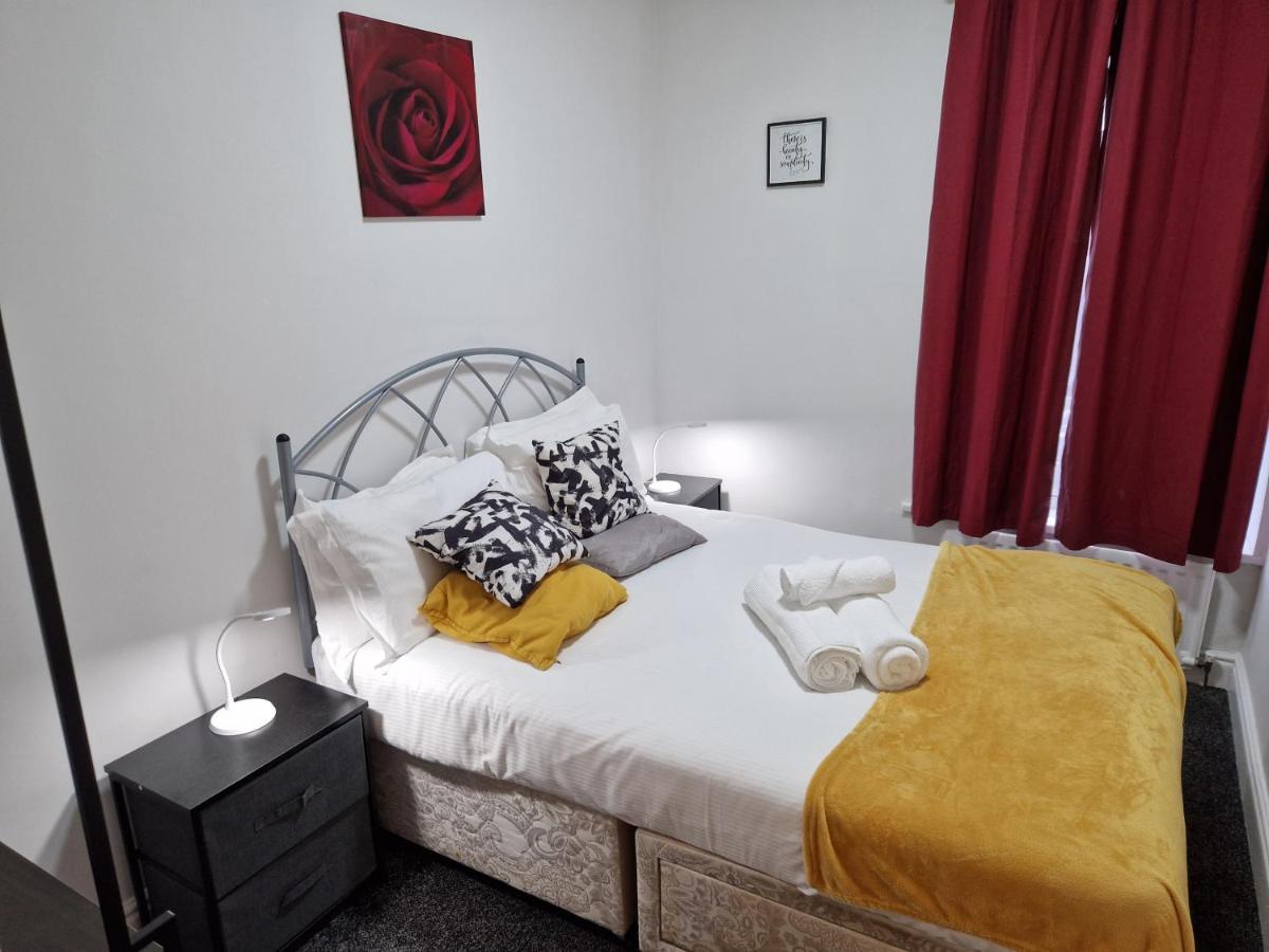 Birtley  Birtley'S Diamond 3 Bed Apt, Sleeps 6 Guests מראה חיצוני תמונה